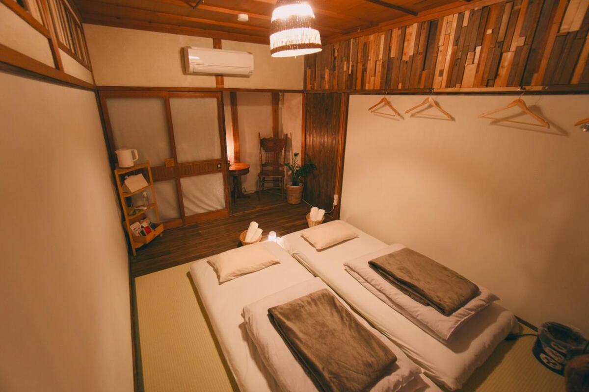 宿たぬきのねどこ Guesthouse Tanuki Tokoname Exteriör bild