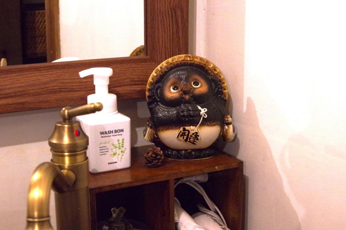 宿たぬきのねどこ Guesthouse Tanuki Tokoname Exteriör bild
